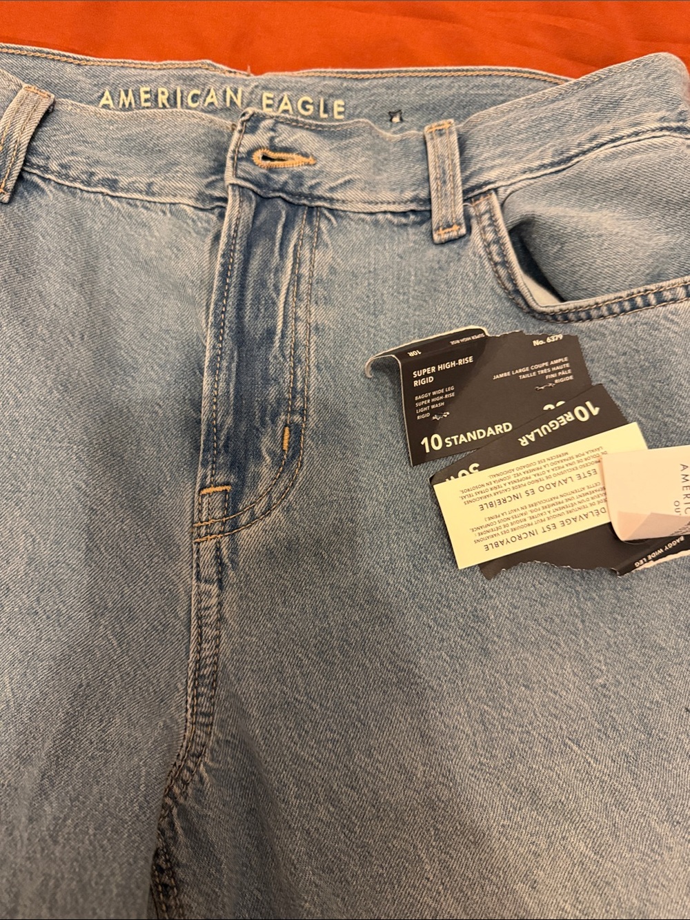 American Eagle Outfitters Light Blue Relaxed women’s Jeans